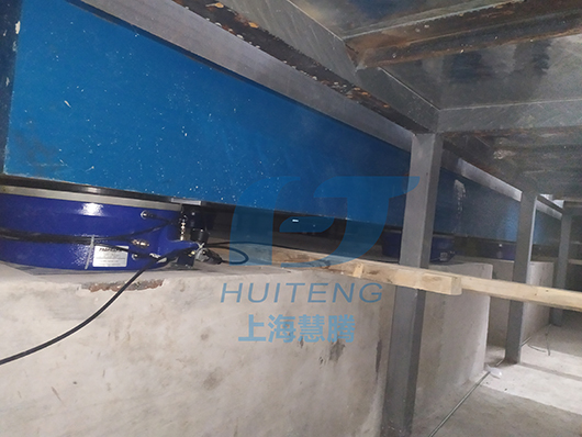 上海慧騰4套FABREEKA空氣彈簧開始安裝啦！